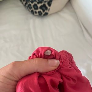 Lululemon size 4 2.5’ shorts